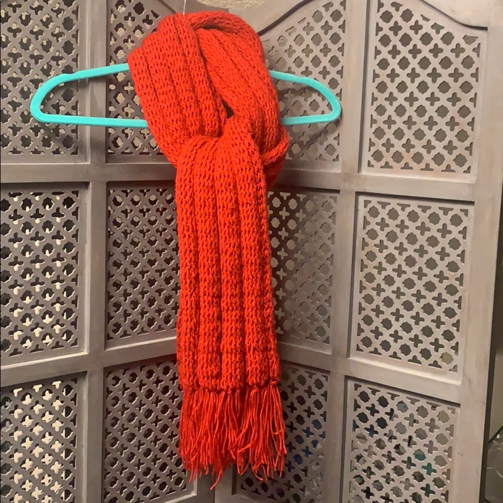 Gorgeous, soft scarf